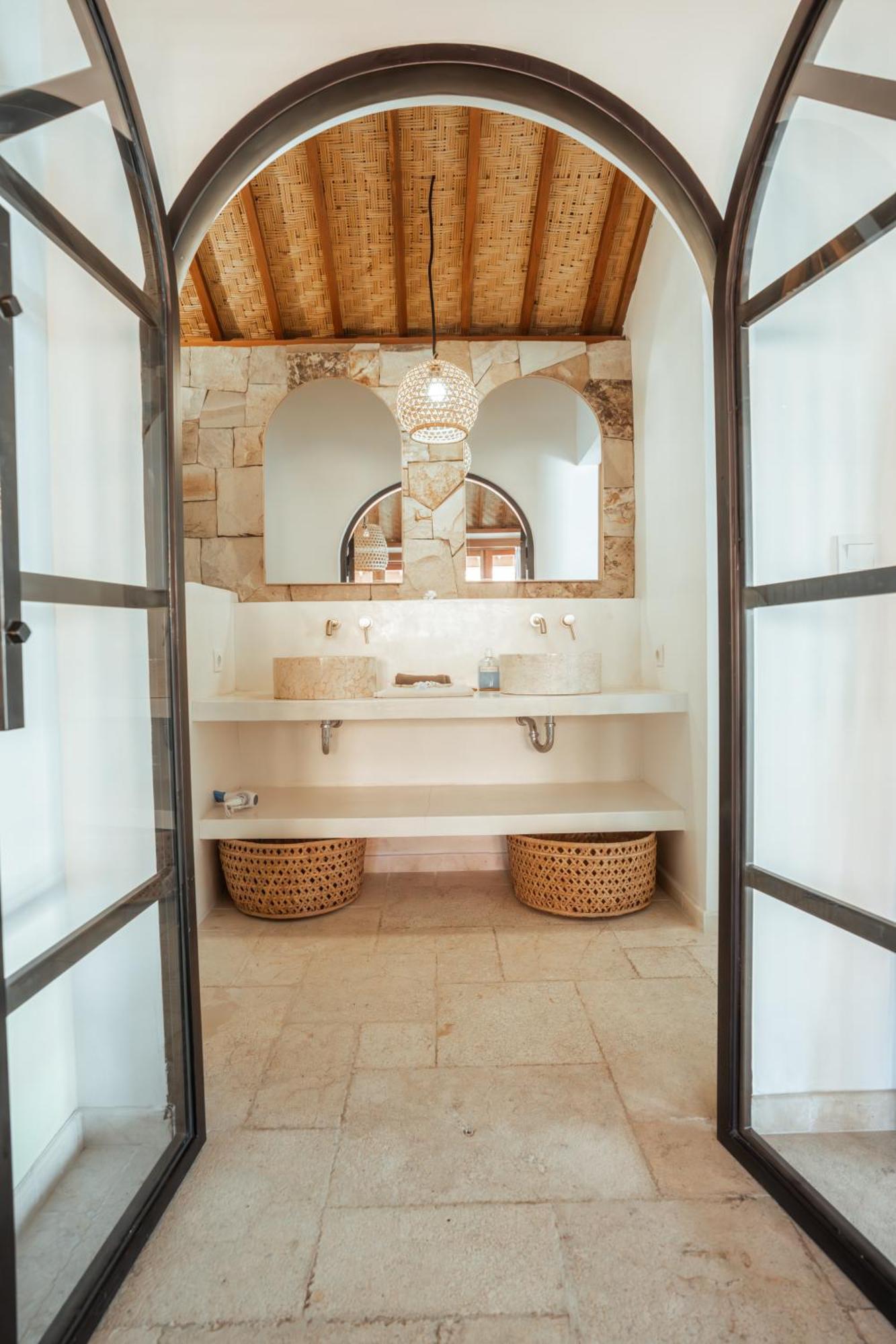 La Kreyiol Bed & Breakfast Uluwatu Dış mekan fotoğraf