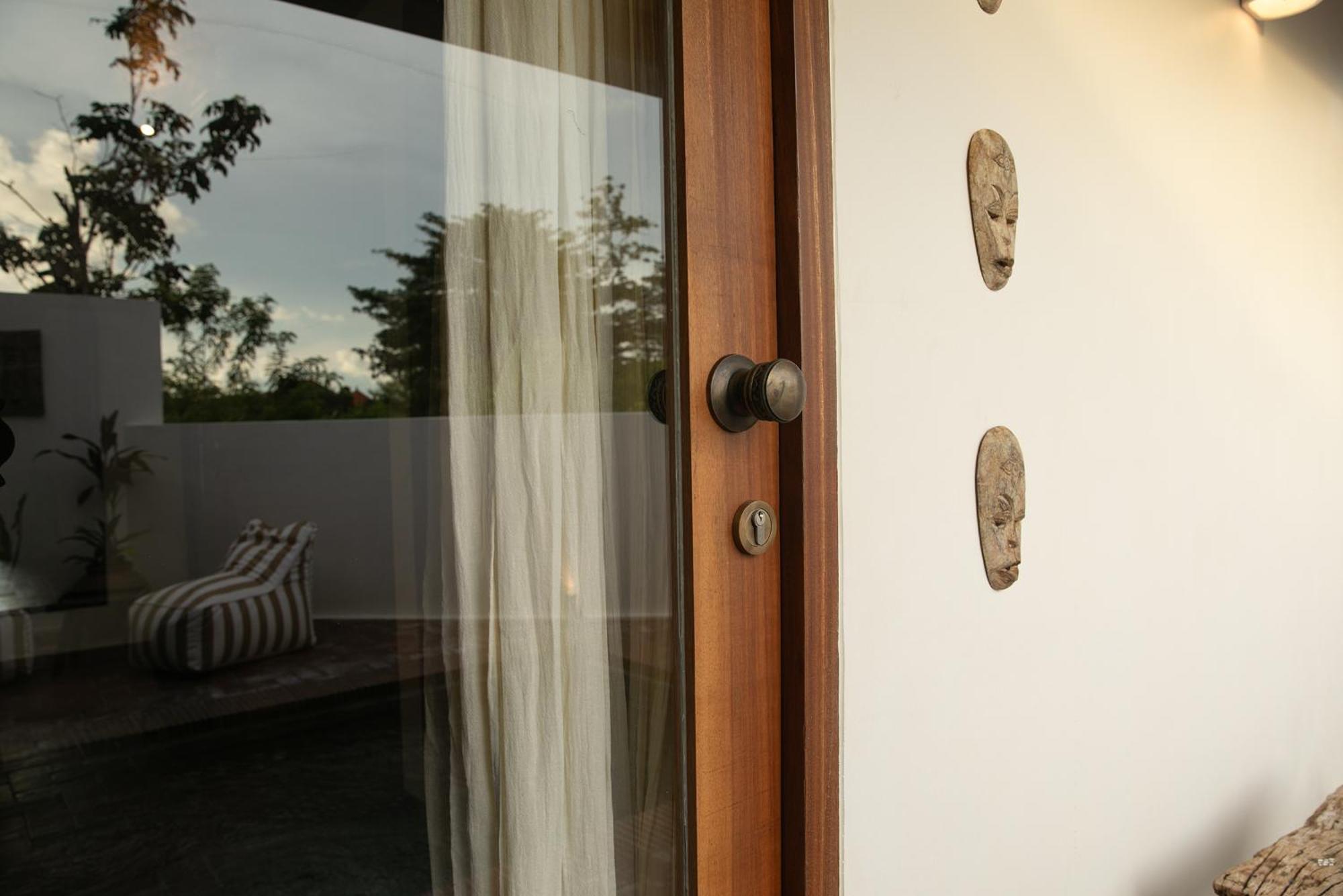 La Kreyiol Bed & Breakfast Uluwatu Dış mekan fotoğraf